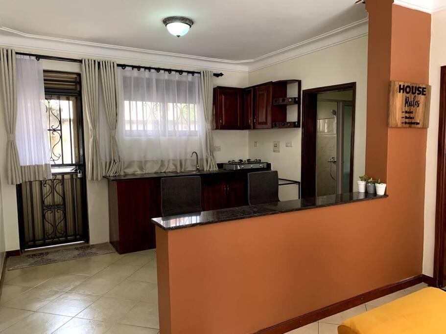 Cozy 2-Bedroom Apartment Within City Limits. Kampala Ngoại thất bức ảnh